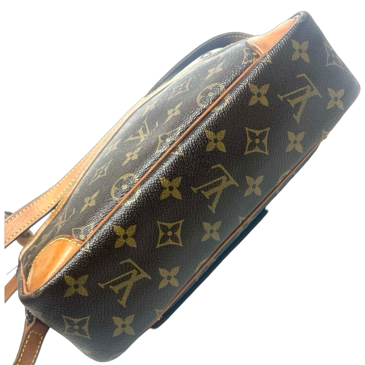 Louis Vuitton Trocadero 27 Crossbody/Shoulder Bag Monogram