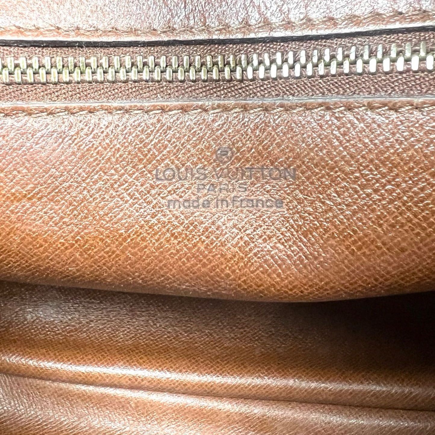 Louis Vuitton Trocadero 27 Crossbody/Shoulder Bag Monogram